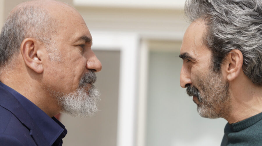 Io Sono Farah Firat Tanis E Mustafa Avkiran Firat Tani Credits Rete In Rete