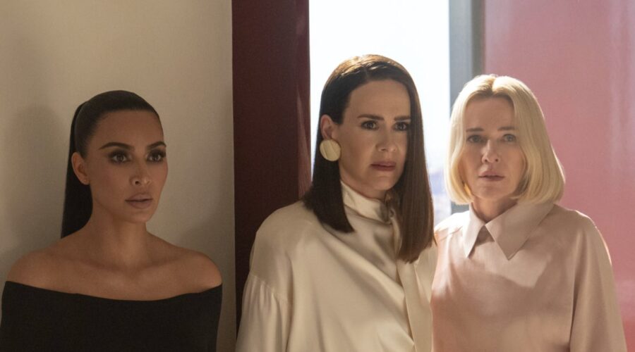 Kim Kardashian ,Naomi Watts , Sarah Paulson All'Fair 2 Disney Ser Baffo