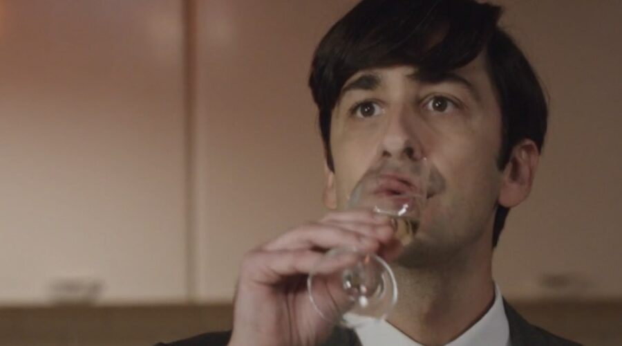 Piero Cardano (Mario Oradei) in una scena della puntata 74 de “Il Paradiso Delle Signore 10”. Credits: Rai.