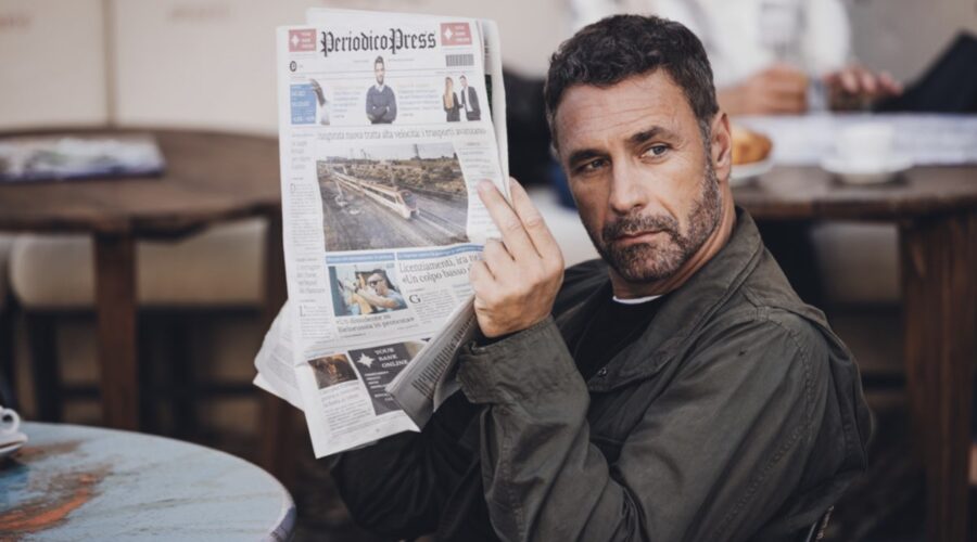Raoul Bova (Don Massimo) in una scena di “Don Matteo 15”. Credits: Virginia Bettoja/Rai.