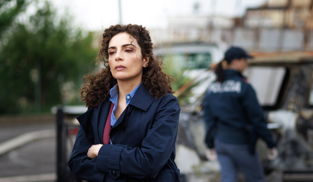 Gioia Spaziani (Cecilia Terzi) in una scena di “A testa alta - Il coraggio di una donna”. Credits: Mediaset.
