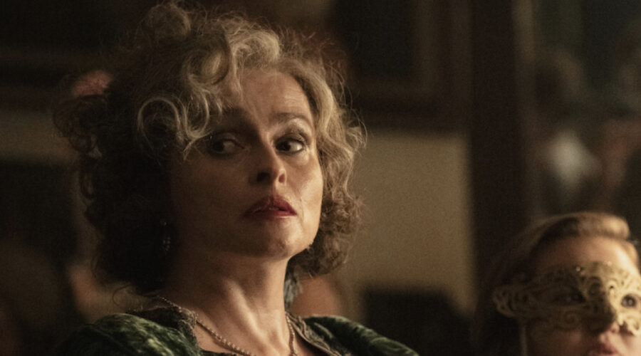 Helena Bonham Carter In I Sette Quadranti Di Agatha Christie Credits Netflix