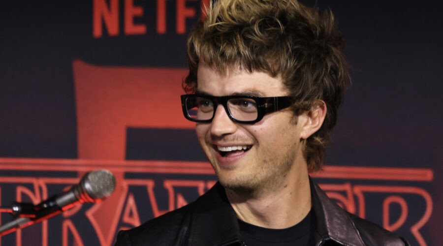 Joe Keery Alla Premiere Mondiale Di Stranger Things 5 Credits Netflix