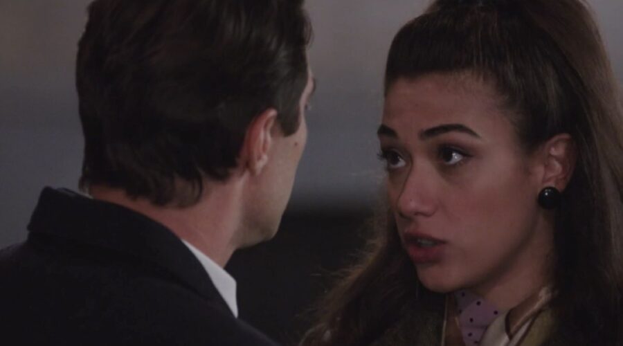 Da sinistra: Pietro Masotti (Marcello Barbieri) e Nicoletta Di Bisceglie (Rosa Camilli) in una scena della puntata 85 de “Il Paradiso Delle Signore 10”. Credits: Rai.