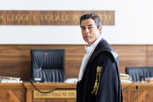 Alessandro Gassmann (Guido Guerrieri) in una scena di “Guerrieri - La regola dell'equilibrio”. Credits: Giuseppe Di Viesto/Rai.