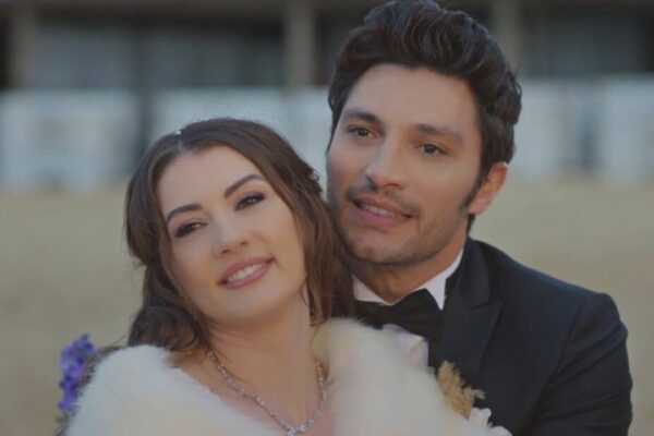 Burcu Özberk E İlhan Şen In Love Reason Get Even Credits Mediaset Infinity
