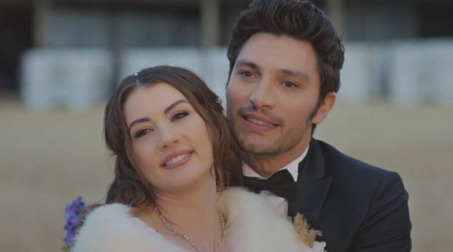 Burcu Özberk E İlhan Şen In Love Reason Get Even Credits Mediaset Infinity