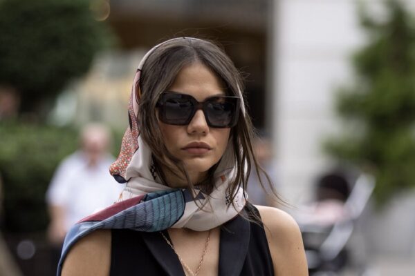 Io Sono Farah Ii Canale 5 Demet Özdemir (Farah Ersadi) Credits Rete In Rete