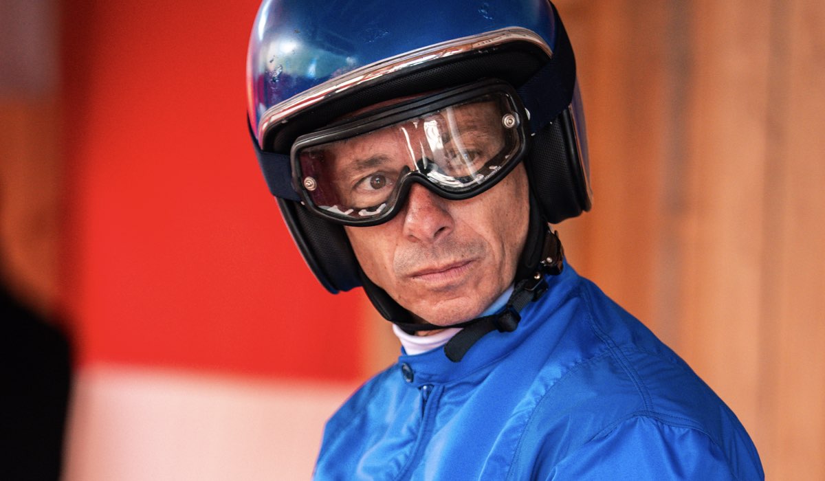 Giorgio Pasotti (Eugenio Monti) in una scena di “Rosso Volante”. Credits: Rai.