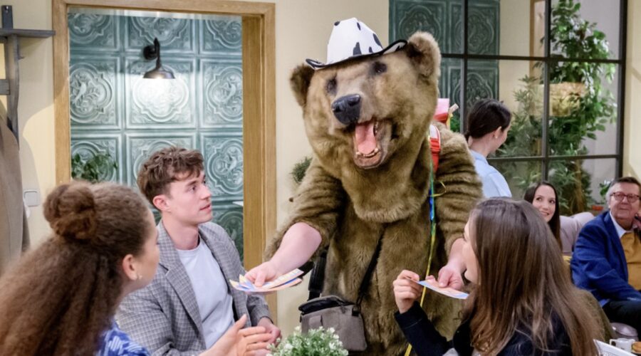 Tempesta D'amore 20 - 178 Retequattro Scena Credits Rete In Rete