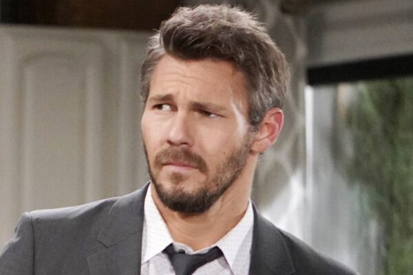 Beautiful Xxxv - 9289 Canale 5 Scott Clifton (Liam Spencer) Credits Rete In Rete