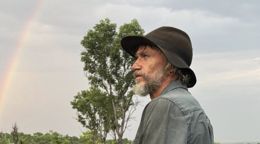 Ghost Elephants, Intervista Con L'esploratore Steve Boyes