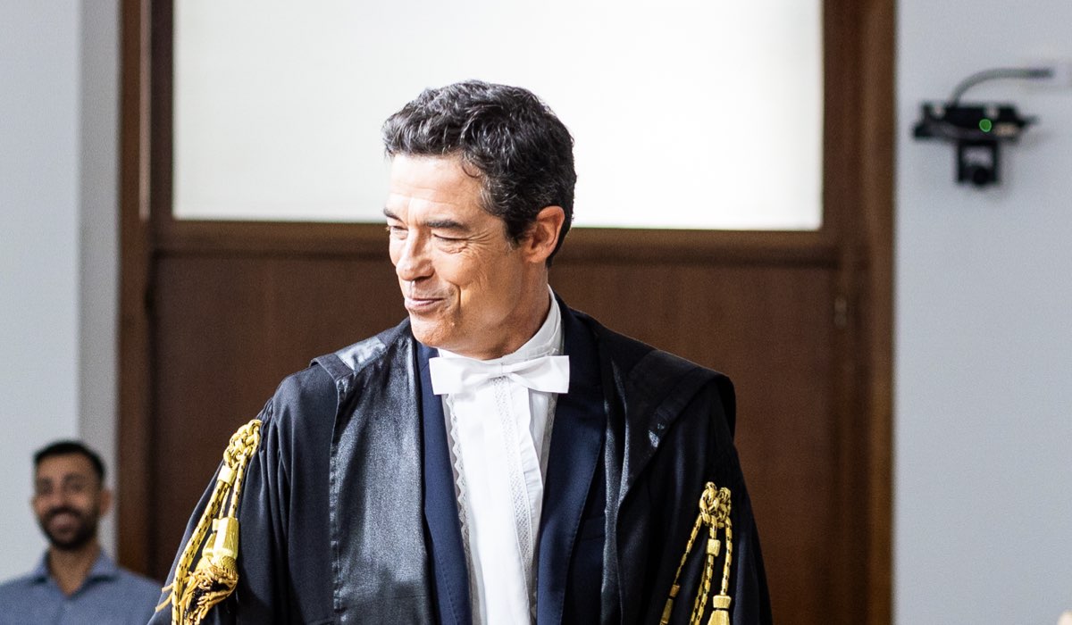 Alessandro Gassmann (Guido Guerrieri) in una scena di “Guerrieri - La regola dell'equilibrio”. Credits: Giuseppe Di Viesto/Rai.