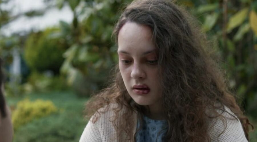 Tugce In Una Scena Di Segreti Di Famiglia 3