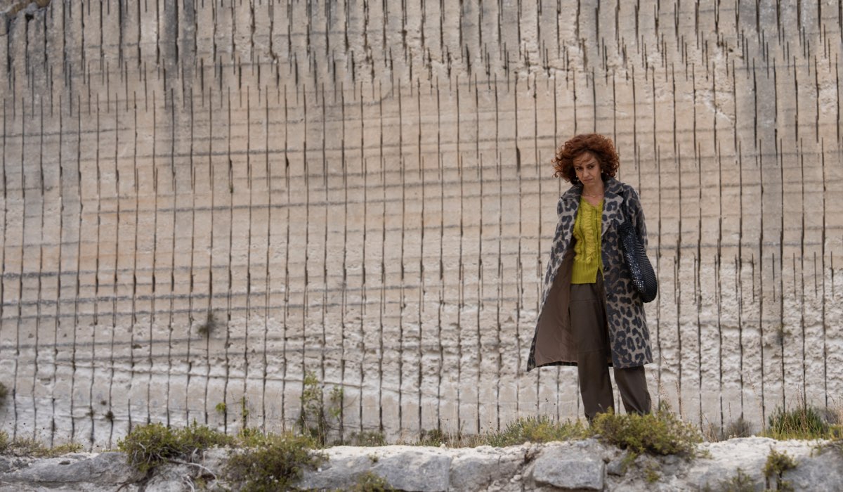 Vanessa Scalera (Imma Tataranni) in una scena di “Imma Tataranni - Sostituto Procuratore 5”. Credits: Rai.