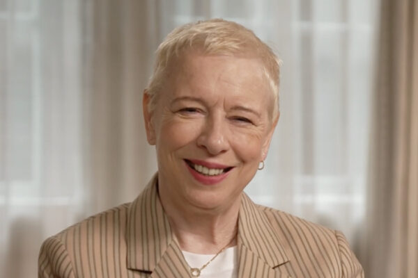 Intervista A Elaine Collins Per Criminal Record 2