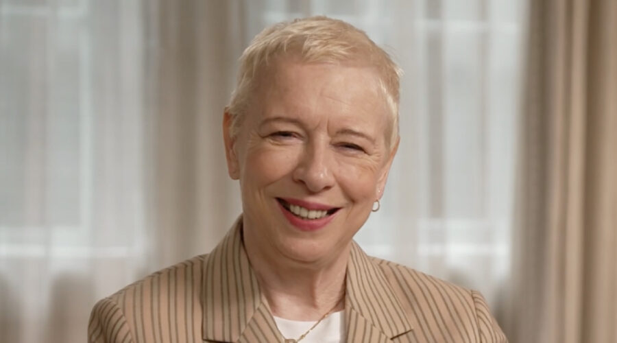 Intervista A Elaine Collins Per Criminal Record 2