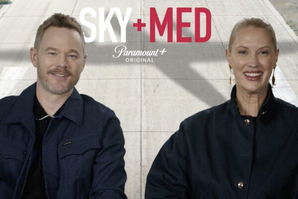 Intervista Ad Aaron Ashmore E Lauren Lee Smith Per Skymed 4