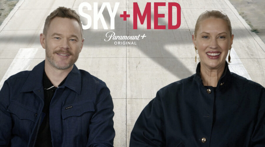 Intervista Ad Aaron Ashmore E Lauren Lee Smith Per Skymed 4