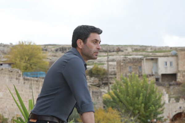 Far Away I Canale 5 Ozan Akbaba (Cihan Albora) Credits Rete In Rete