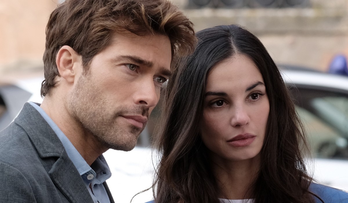 Rodrigo Guirao DíAz E Francesca Chillemi In Viola Come Il Mare 3 Credits Mediaset