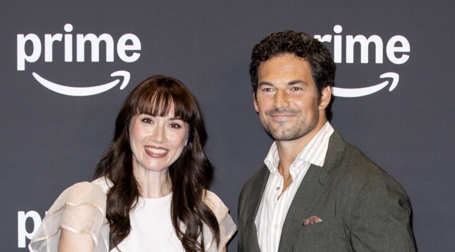 Felicia Kingsley E Giacomo Giannotti Posato Per Prime Video
