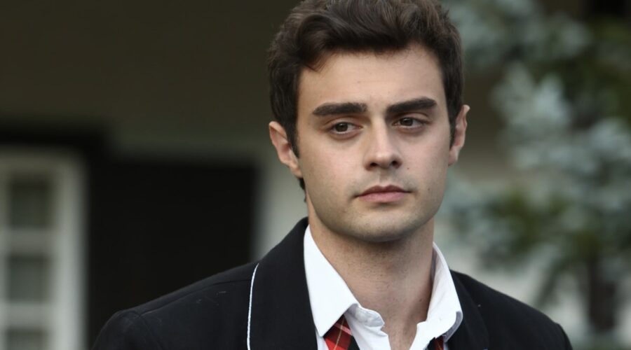 Tutto Per La Mia Famiglia I Canale 5 Yigit KoçAk (ÖMer Eren)