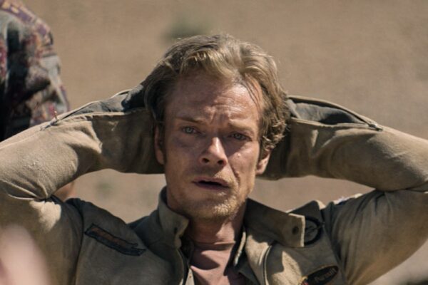 Alfie Allen Atomic - Una Corsa Infernale Credits Sky