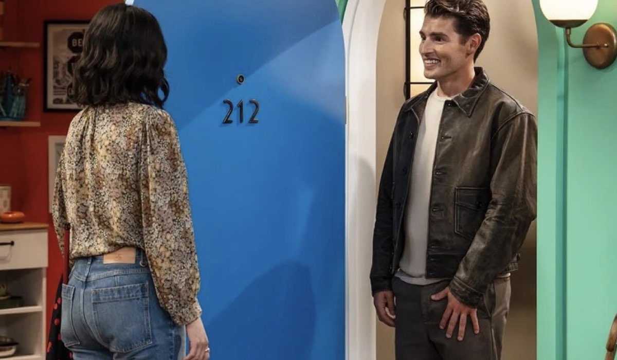 Gregg Sulkin E Selena Gomez Ne I Maghi Di Waverly Disney Plus
