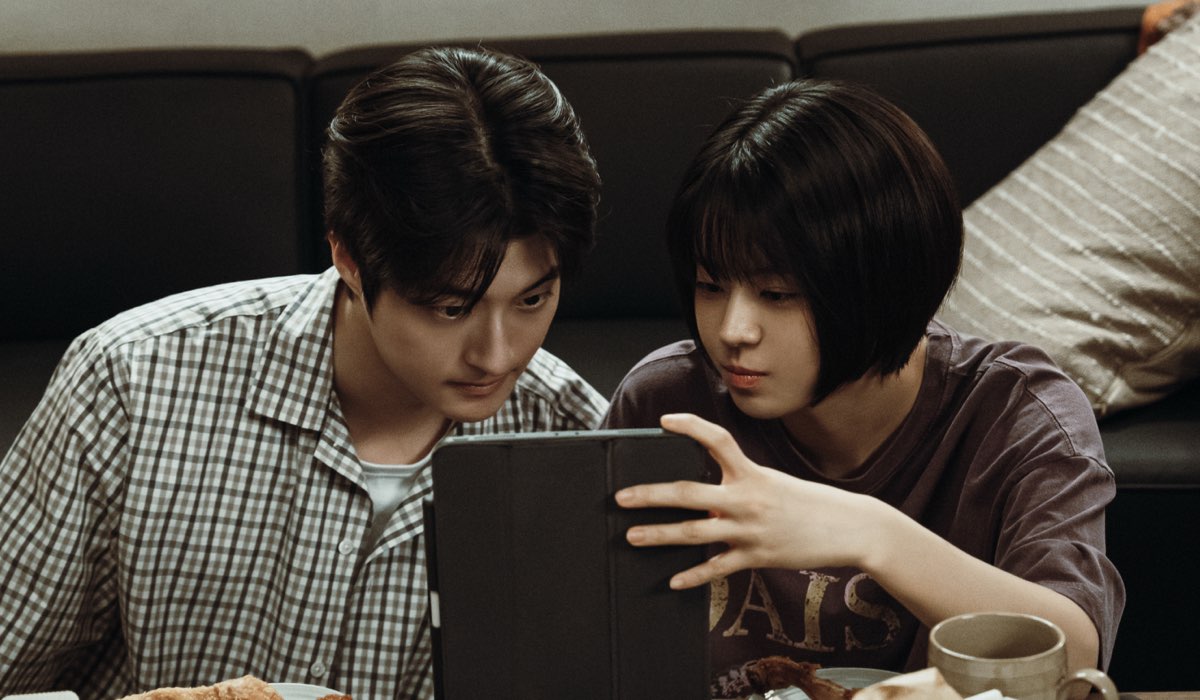 If Wishes Could Kill (L To R) Baek Sun-Ho As Kim Geon-Woo, Jeon So-Young As Yoo Se-Ah In If Wishes Could Kill Cr. Darae Lee/Netflix