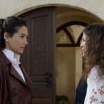 L'Erede Canale 5 AybüKe Pusat (Melek), Biran Damla Yilmaz (Yildiz Kordagli)