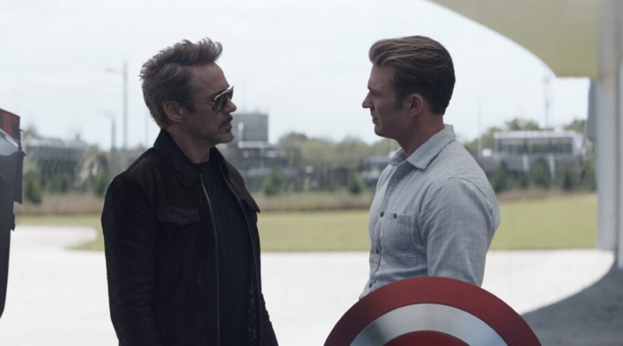 Rdj E Chris Evans In Endgame Credits Marvel