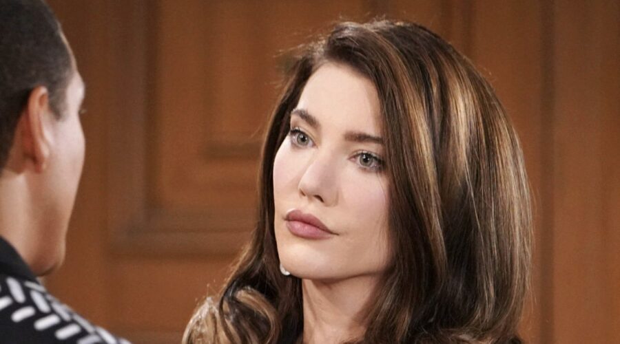 Beautiful Xxxv - 9399 Canale 5 Delon De Metz (Zende Forrester) E Jacqueline Macinnes Wood (Steffy Forrester)