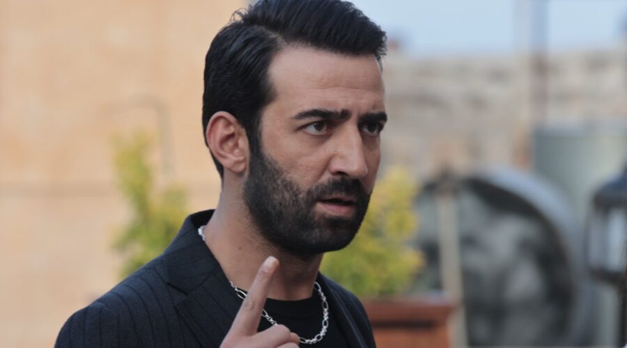 Far Away I Canale 5 Ferit Kaya (Demir Baybars)