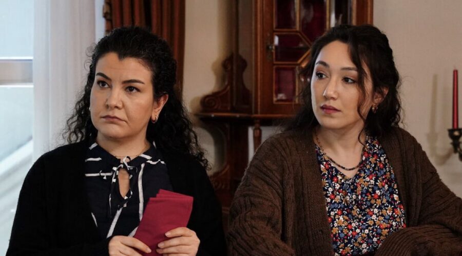 Racconto Di Una Notte Canale 5 Pinar Hamzaoglu (Mesude) E Tutku Karadayi (Felek)
