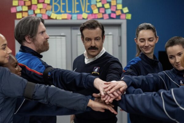 Abbie Hern, Brendan Hunt, Jason Sudeikis, Tanya Reynolds E Jude Mack In “Ted Lasso”, Ora Disponibile Su Apple Tv