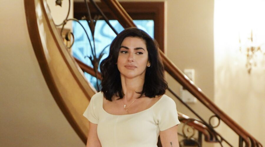 Forbidden Fruit Iv Canale 5 Nesrin Cavadzade (Sahika)